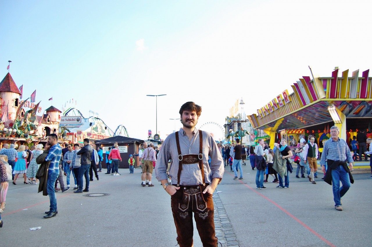 oktoberfest-lederhosen
