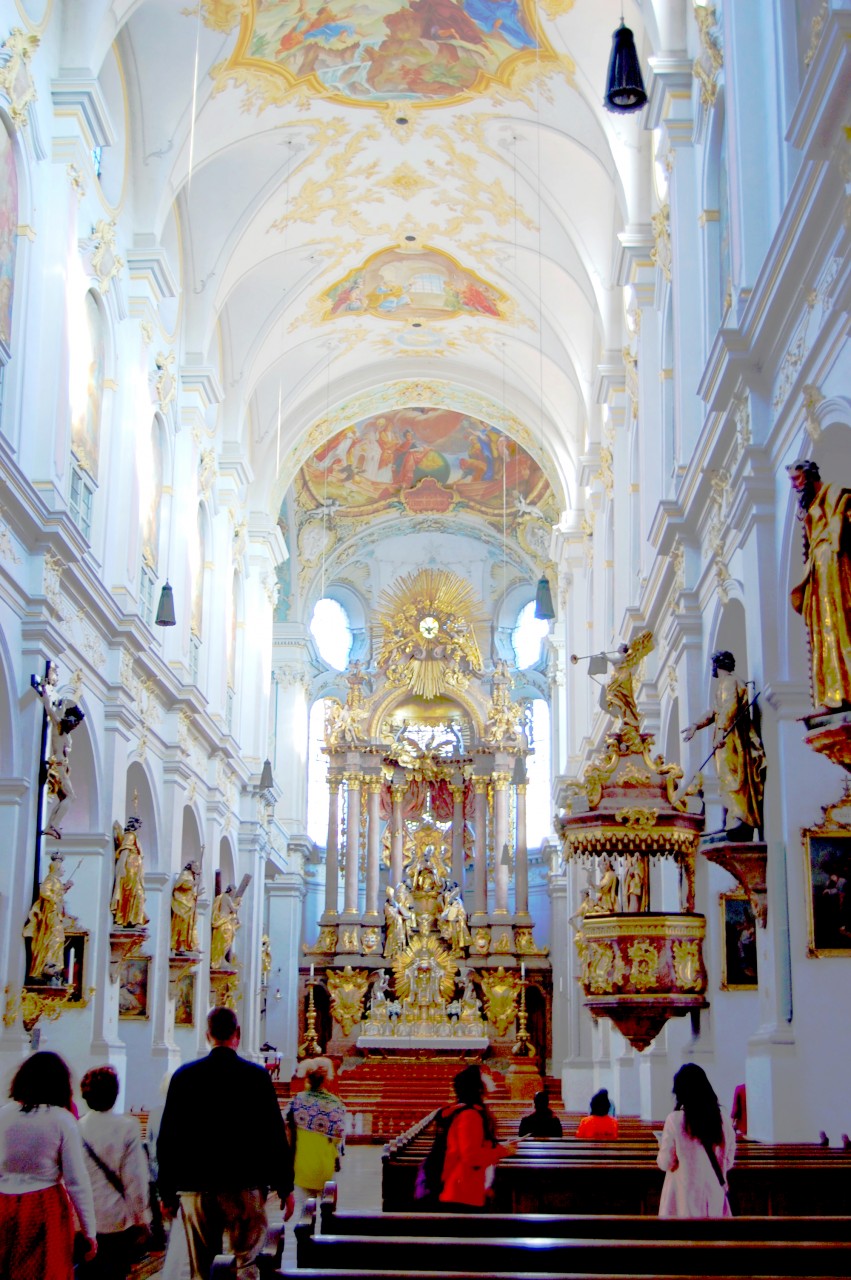 insiedstpetersmunich